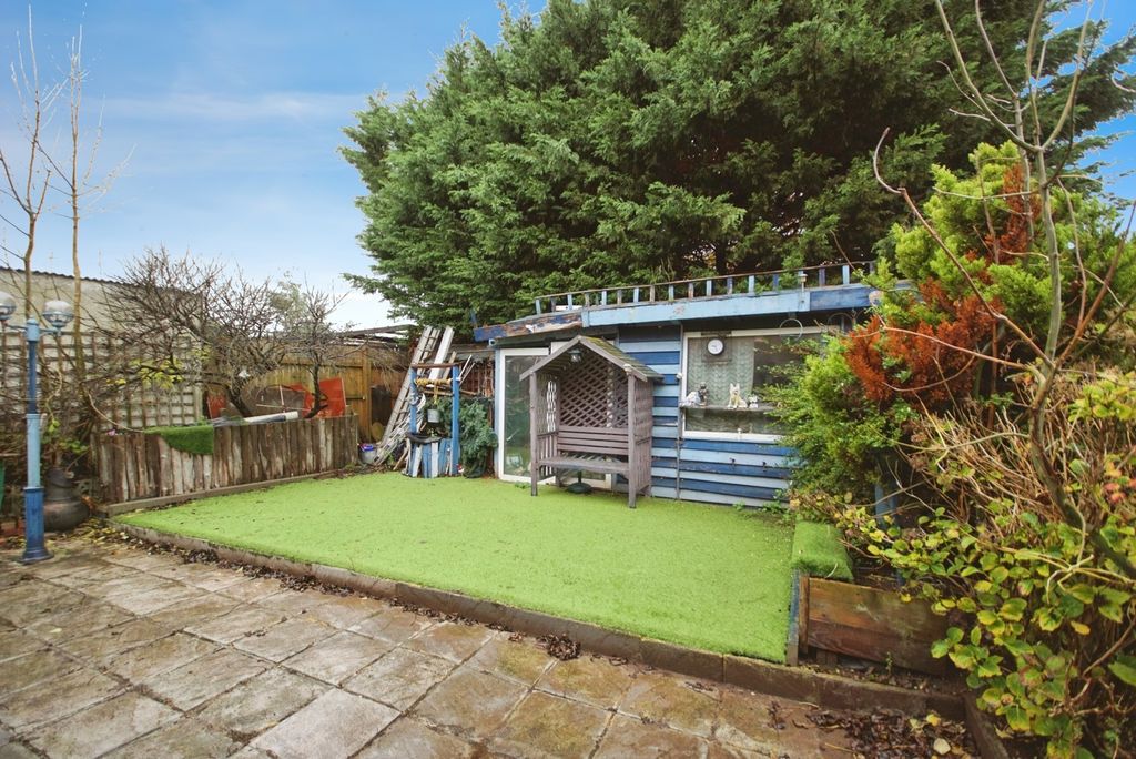 Property photo 2 of 17 Pbox-Img.Jpg