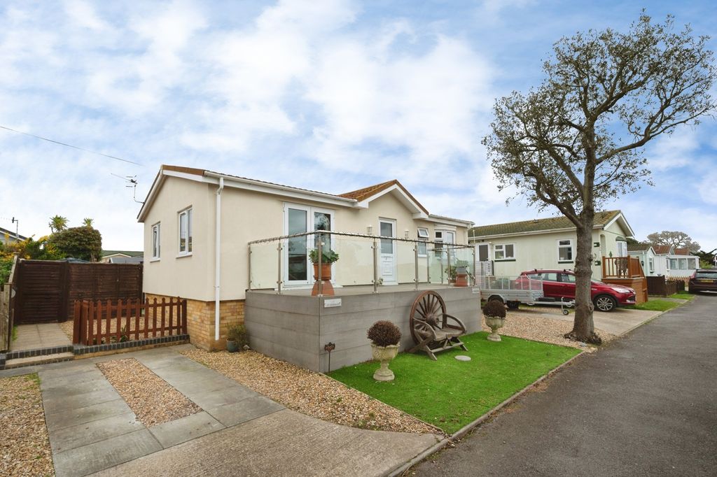 Property photo 2 of 16 Pbox-Img.Jpg