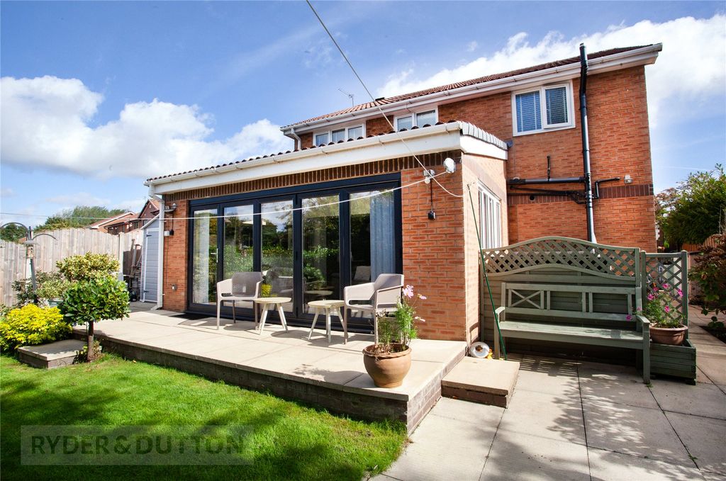 Property photo 2 of 29 Picture No. 28