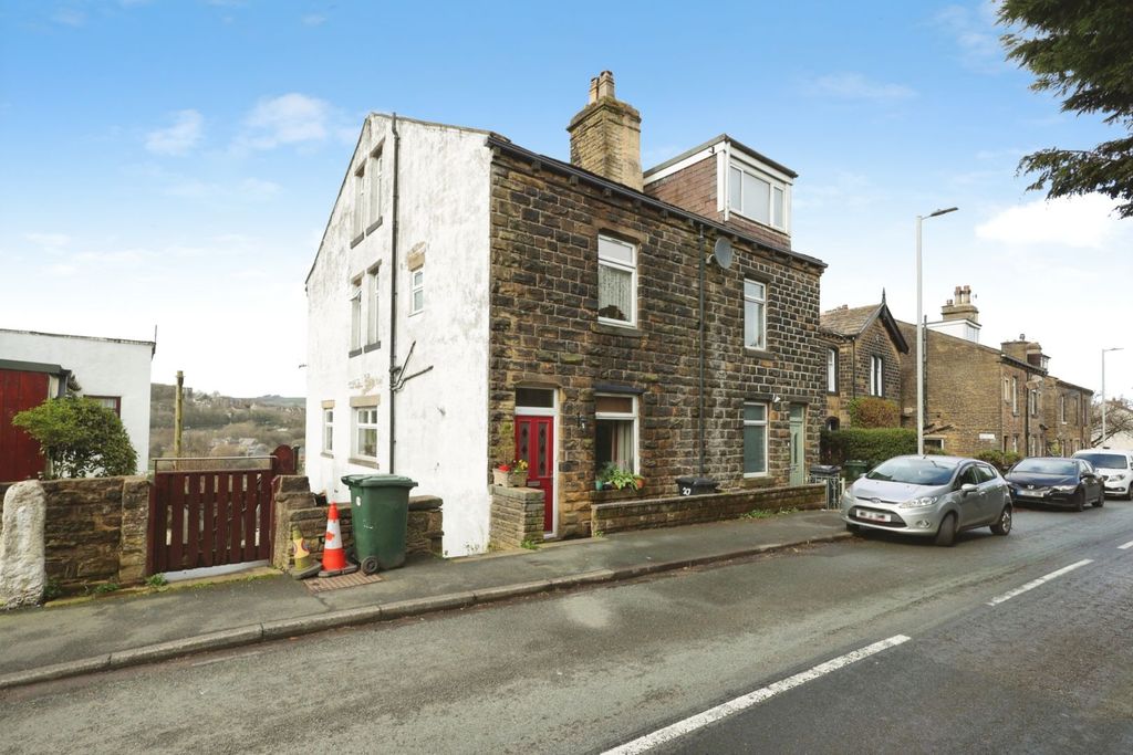 Property photo 1 of 15 Front