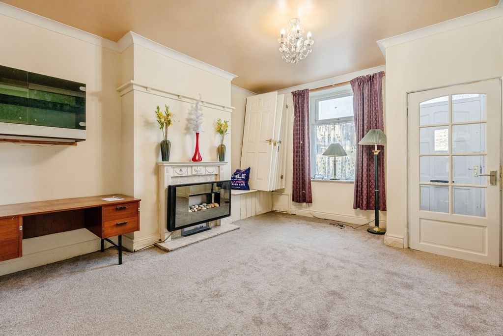 Property photo 2 of 14 Pbox-Img.Jpg