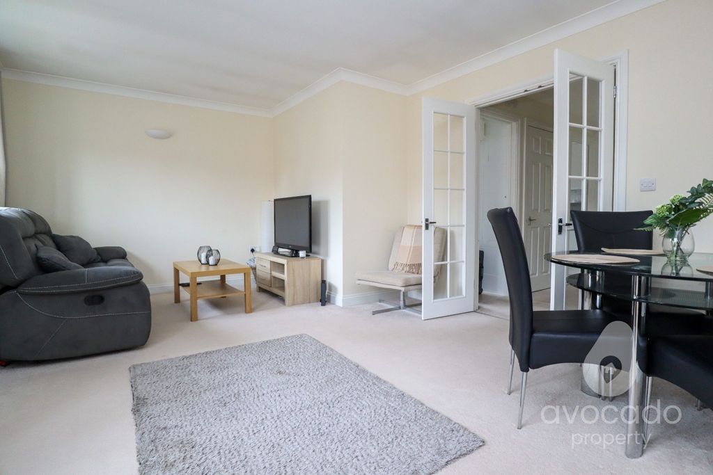 Property photo 3 of 9 4395345