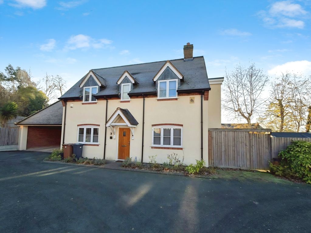 Property photo 2 of 12 Pbox-Img.Jpeg