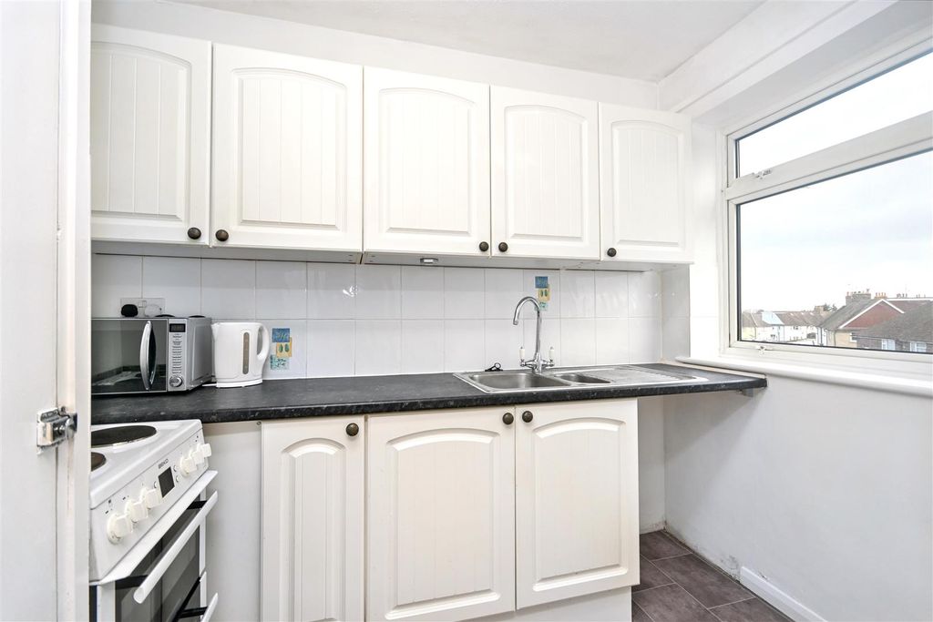 Property photo 3 of 10 Dsc_9978.Jpg