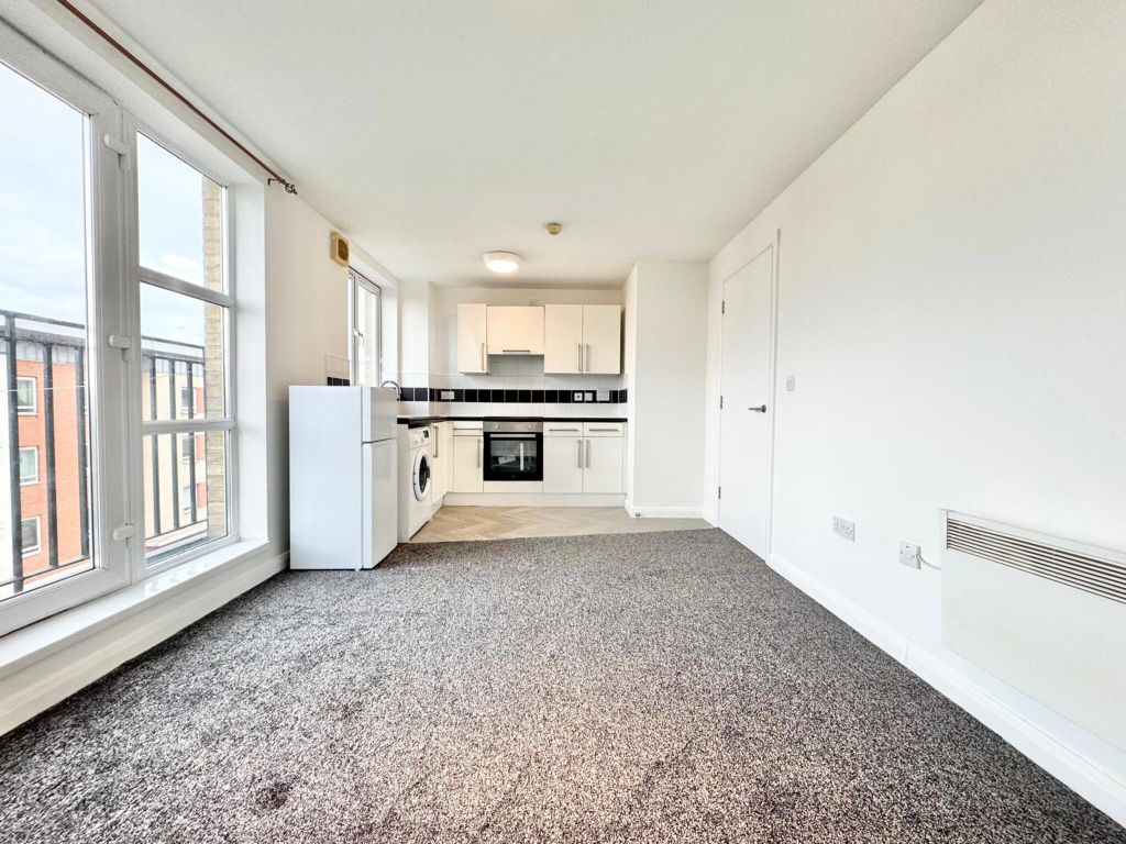 Property photo 2 of 6