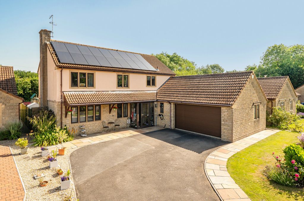 Property photo 1 of 20 1482997-1-6A3Ceba...