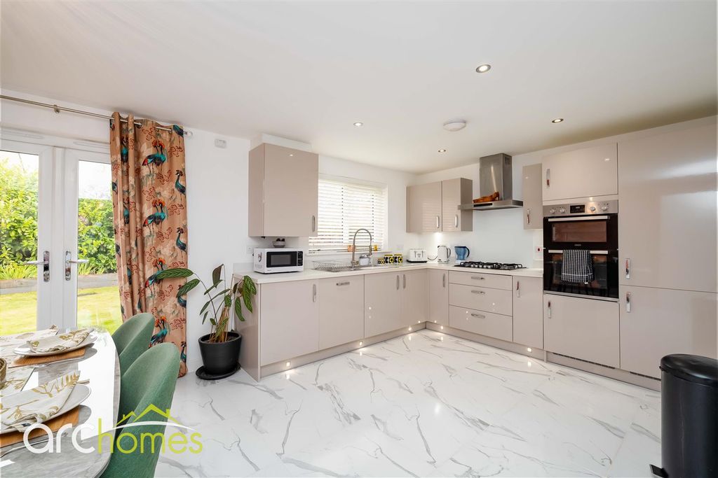 Property photo 3 of 46 Dsc03437-Edit.Jpg