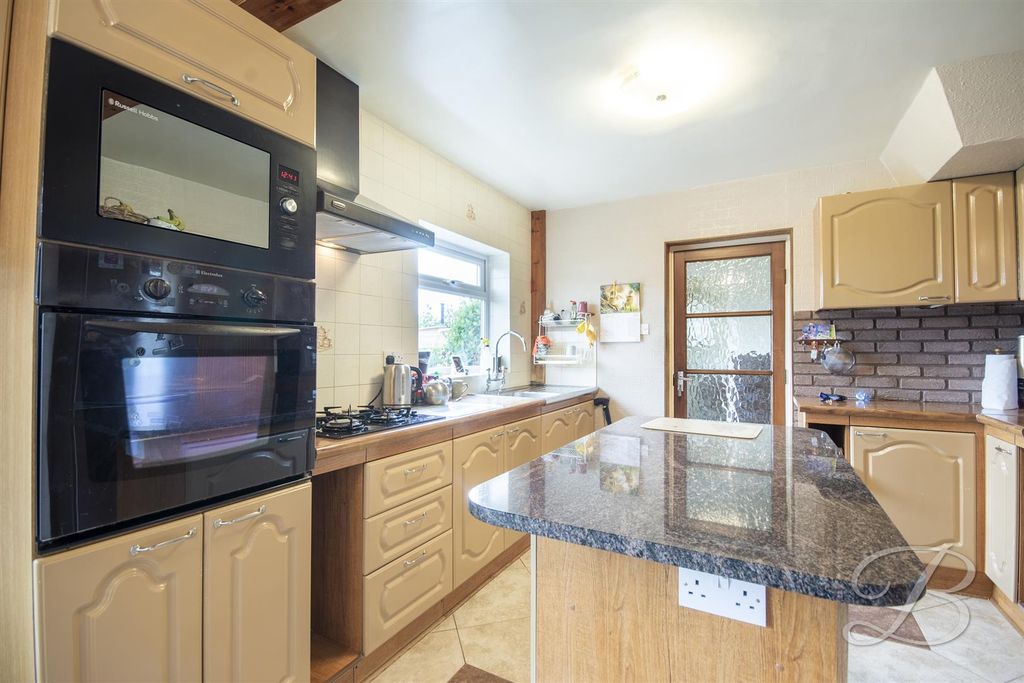 Property photo 2 of 35 CC49.Jpg