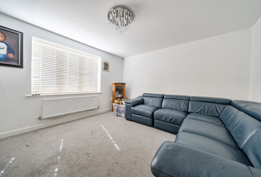 Property photo 2 of 25 1458560-16-6A0c2B...