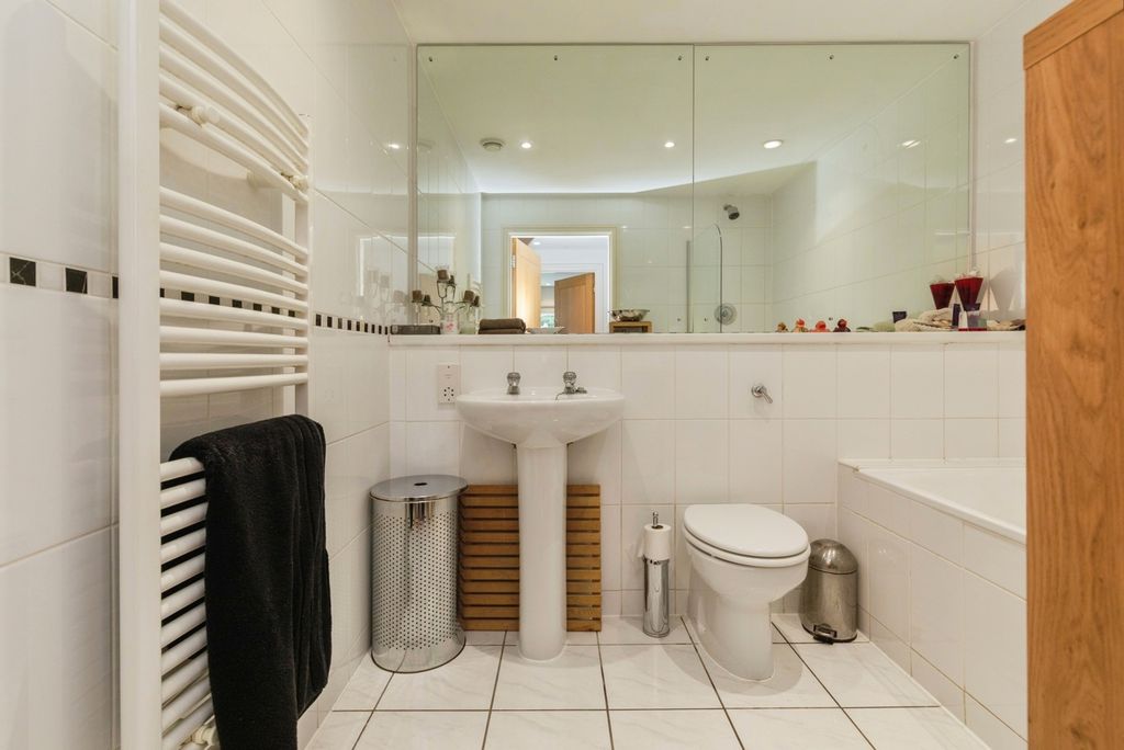 Additional image 20 of 3 bed flat for saleLime Kiln Road, Bristol BS8