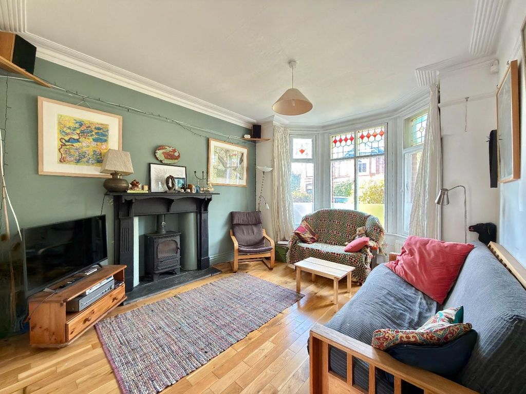 Property photo 2 of 46