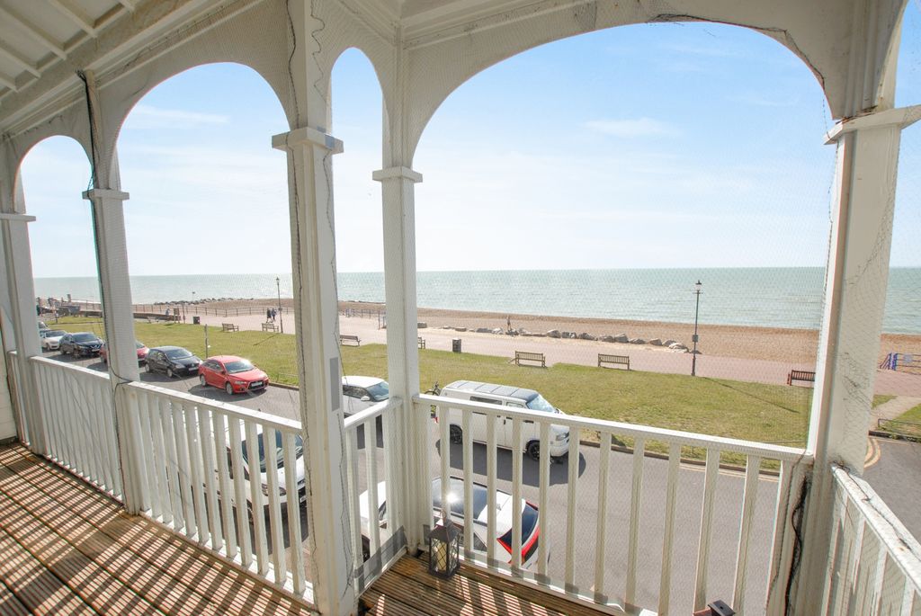 Property photo 1 of 15 Balcony