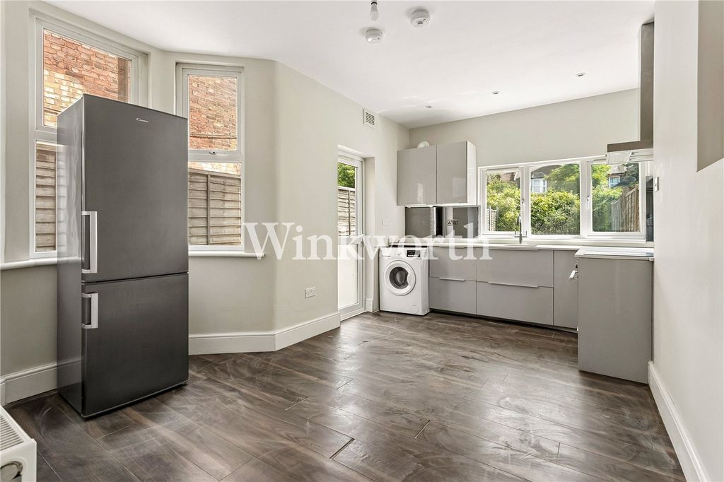 Property photo 2 of 10 Picture No. 07