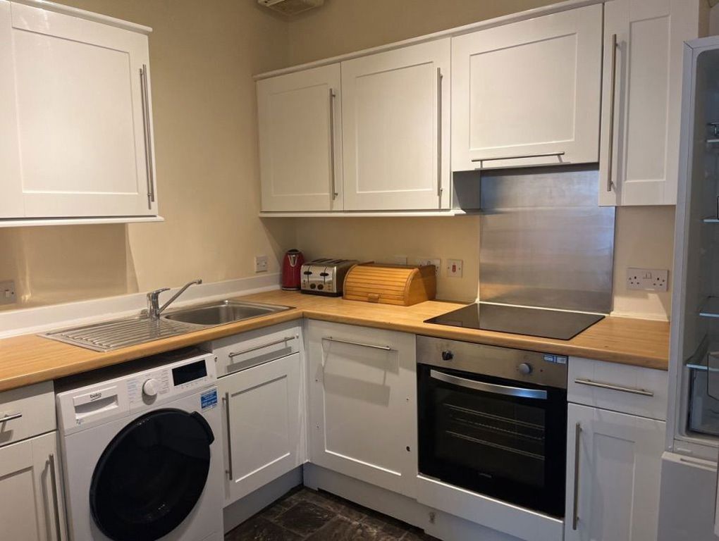 Property photo 2 of 9