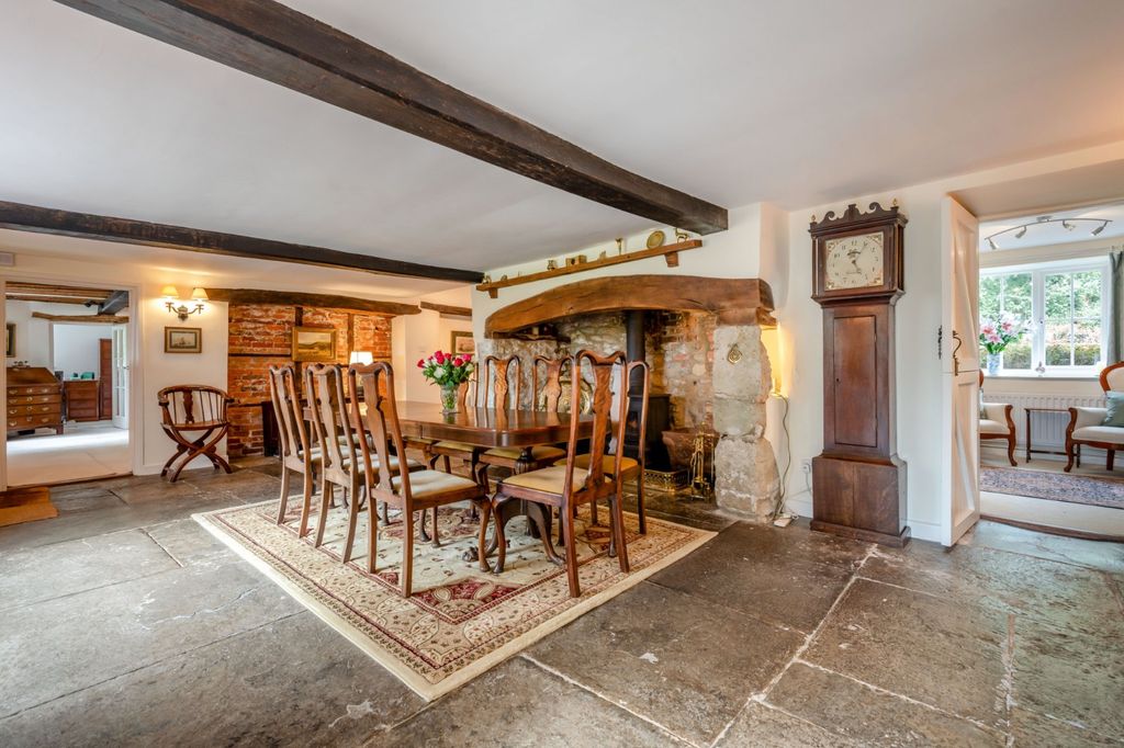 Property photo 3 of 21 Dining Room