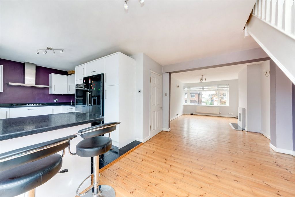 Property photo 3 of 12 Kitchen/Diner