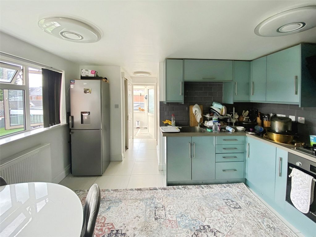 Property photo 3 of 17 Picture No. 11