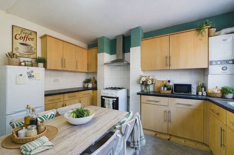 Property photo 1 of 11 Photo 52