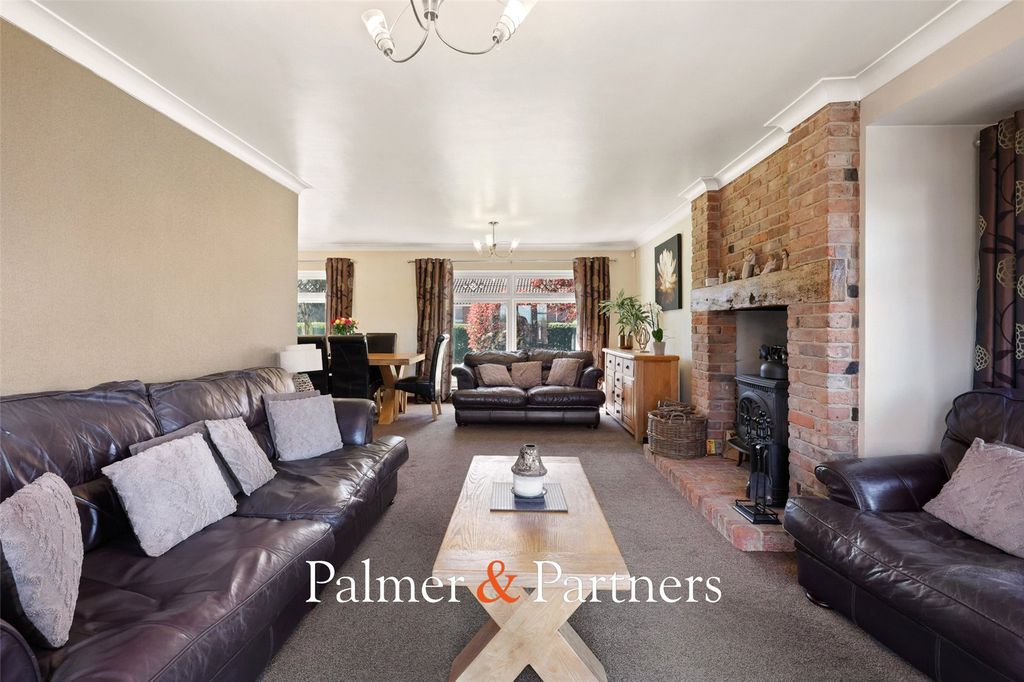 Property photo 2 of 28 Picture No. 06