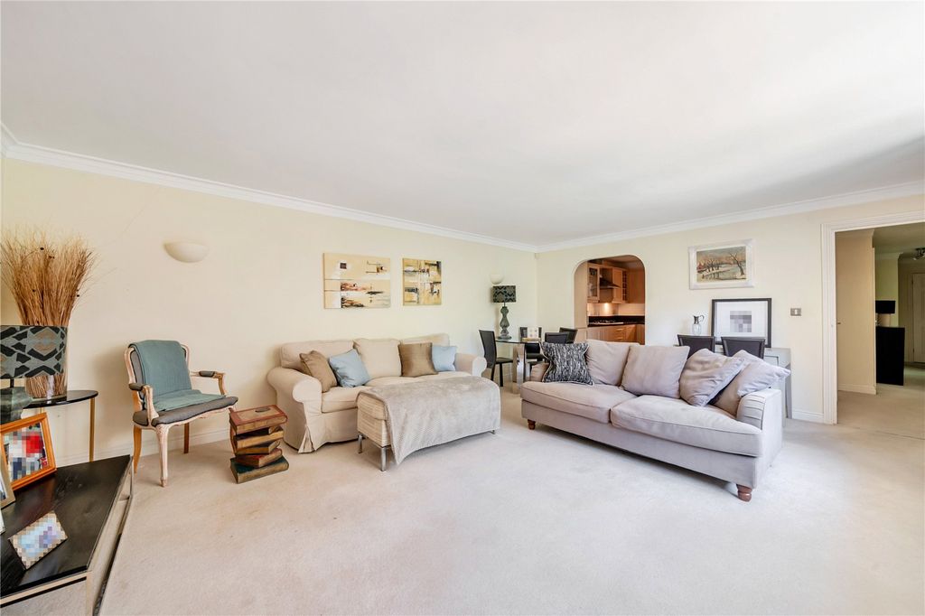 Property photo 3 of 14 Picture No. 01