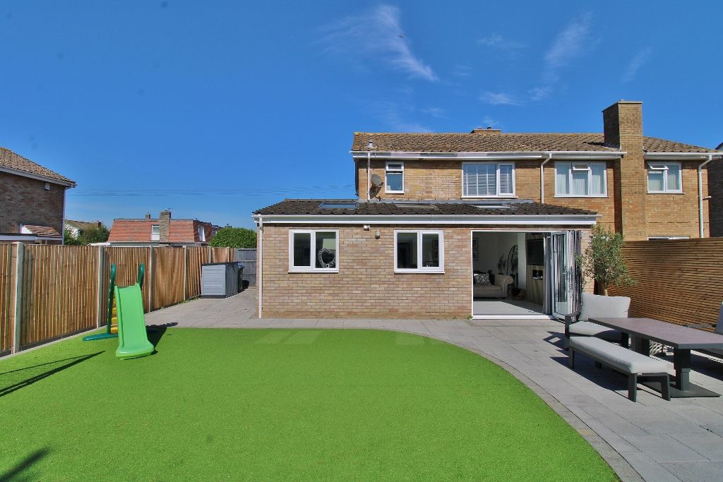 Property photo 2 of 46