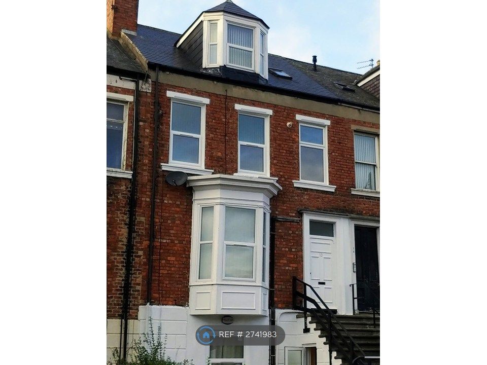 Property photo 2 of 6 Facade