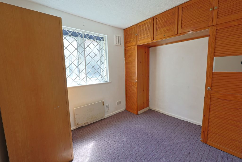 Property photo 2 of 5 3826423