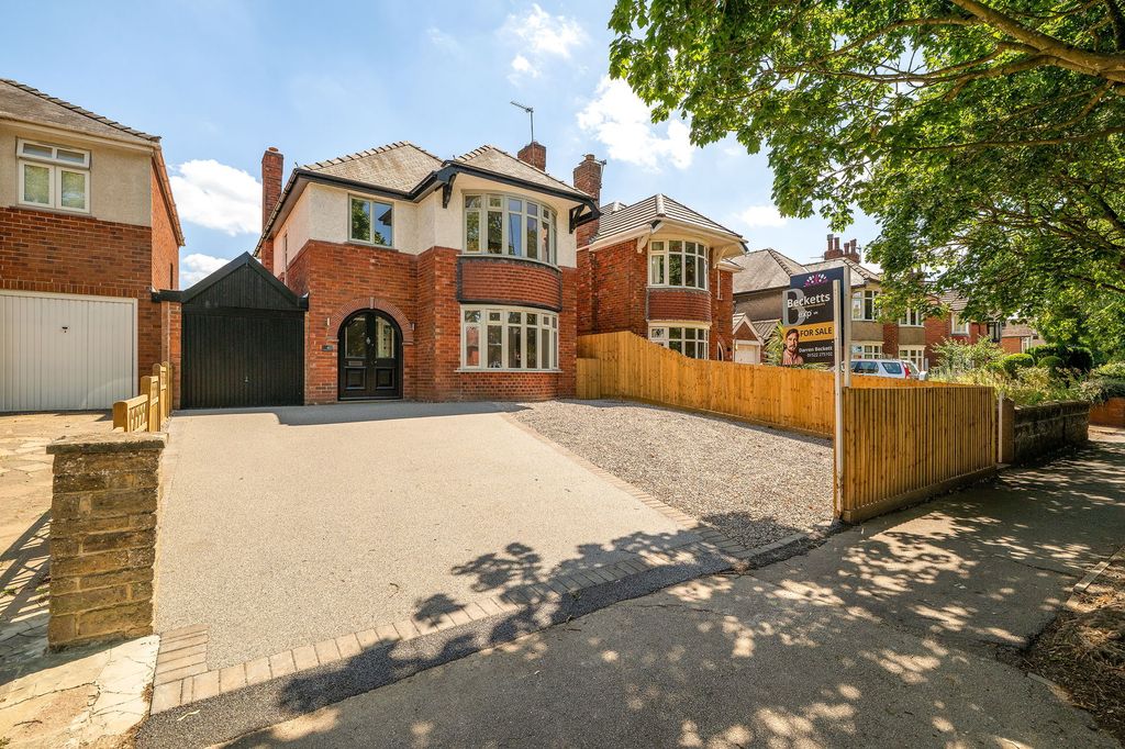 Property photo 1 of 47