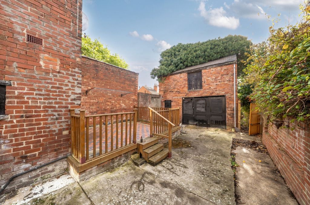 Property photo 2 of 20 1538294-4-1A163d5d18567