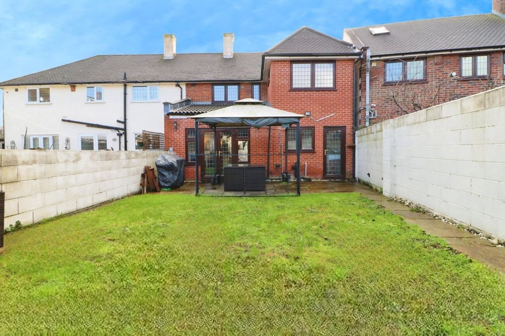 Property photo 2 of 29 Picture No. 49