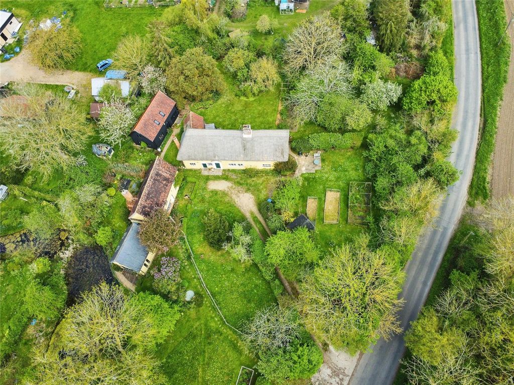 Property photo 2 of 24 Picture No. 24