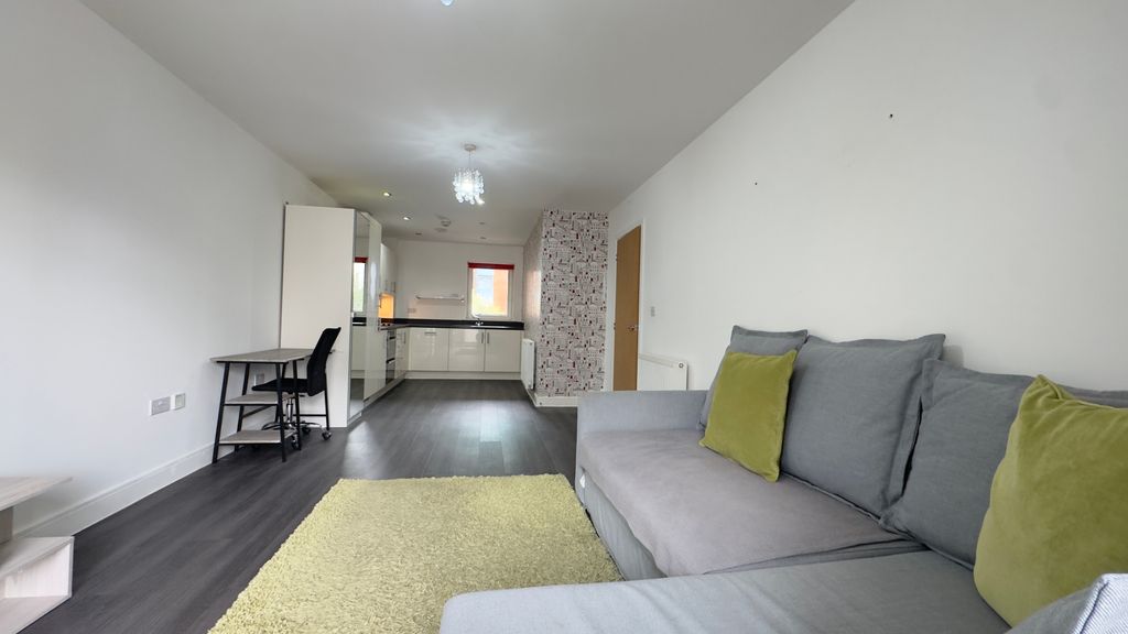 Property photo 2 of 13