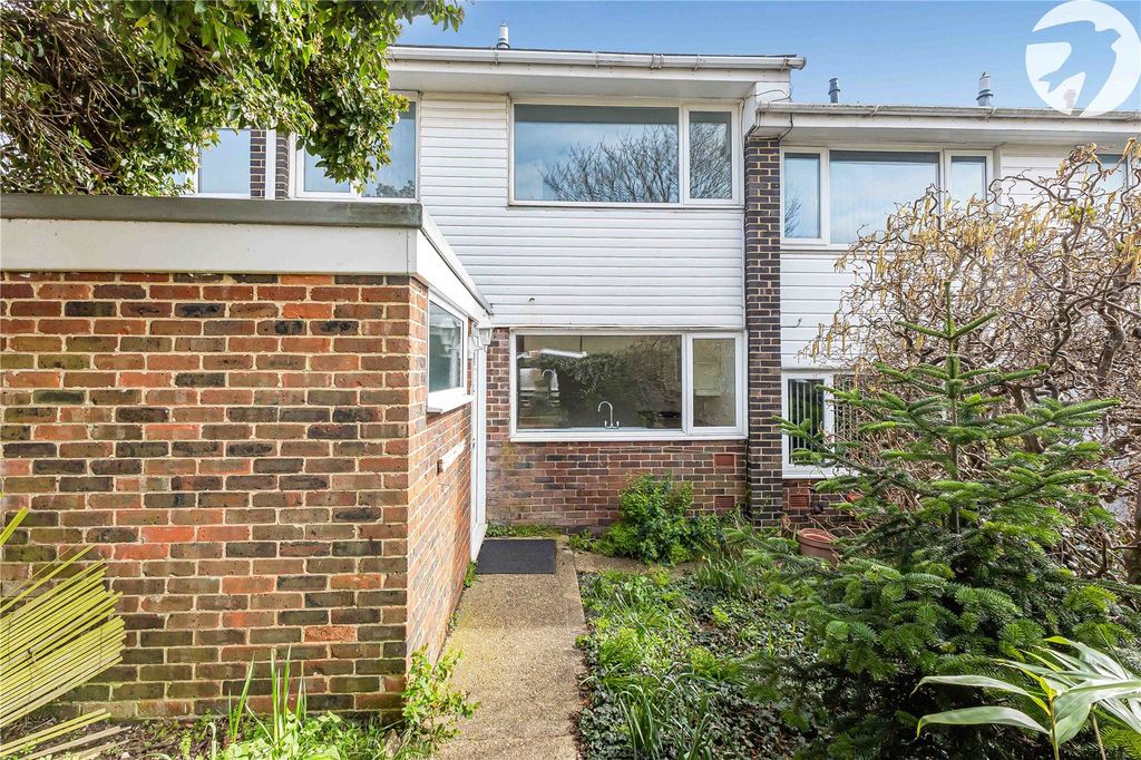 Property photo 2 of 21 Picture No. 25