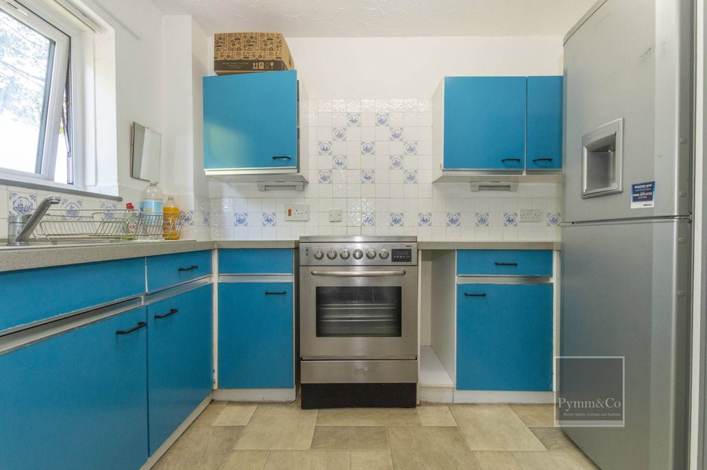 Property photo 3 of 13