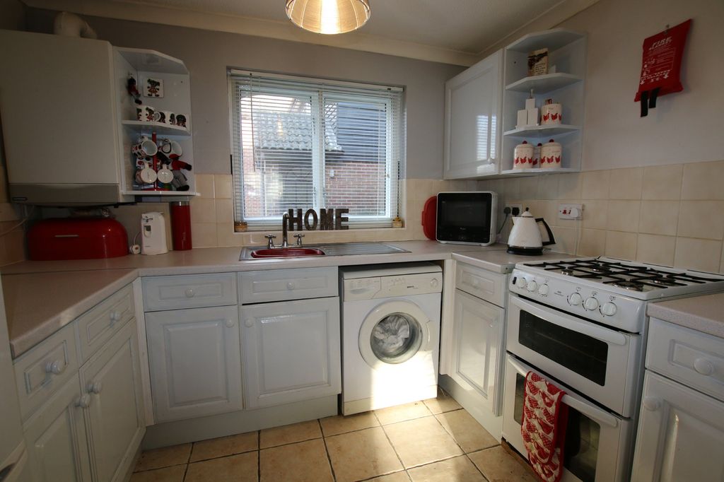 Property photo 2 of 4