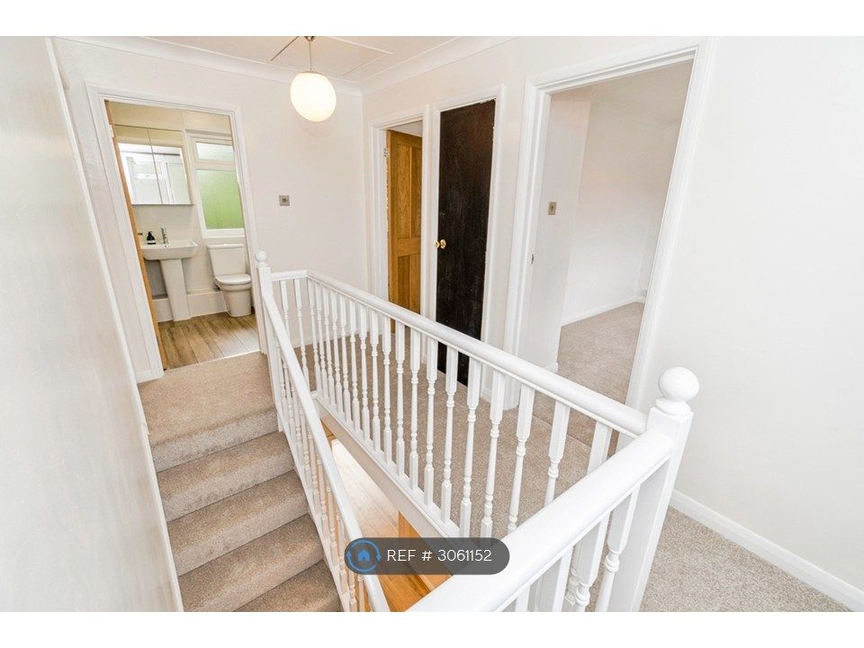 Property photo 1 of 1 Upstairs Landing
