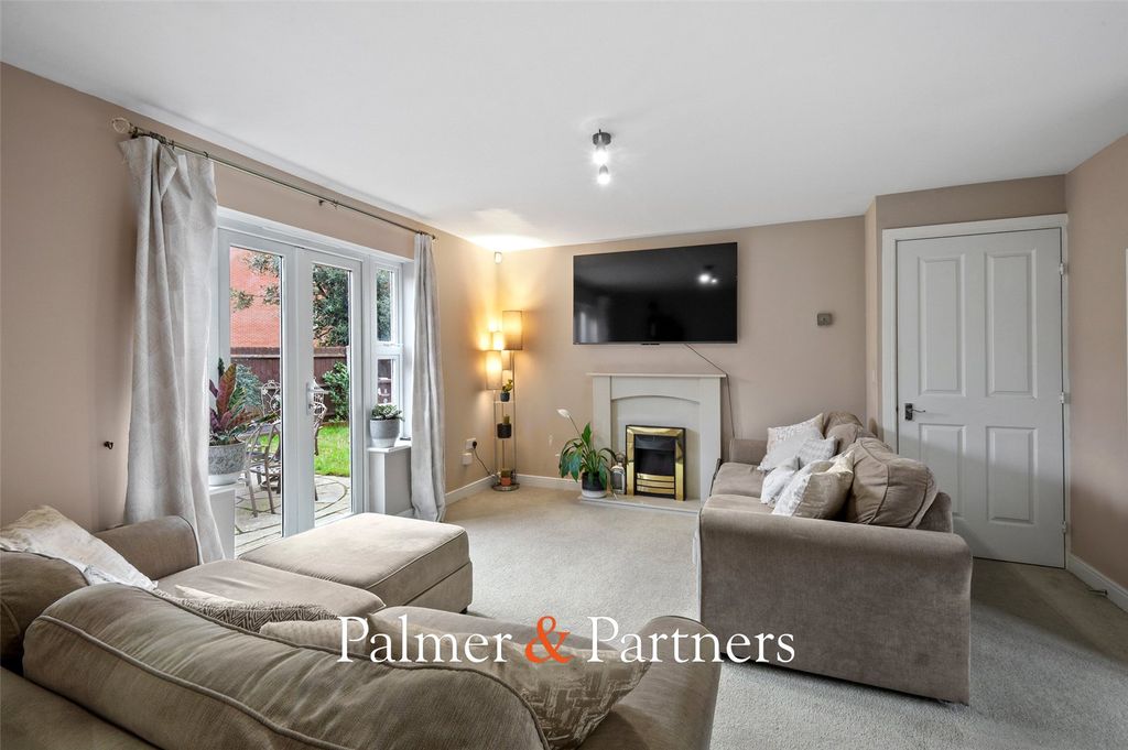 Property photo 3 of 18 Picture No. 02