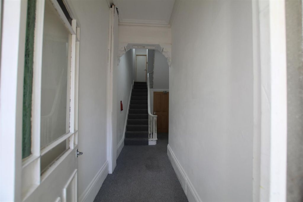 Property photo 2 of 7 Img_2488.Jpg