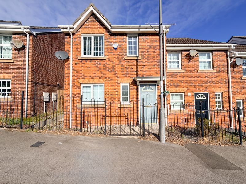 Property photo 2 of 16 External