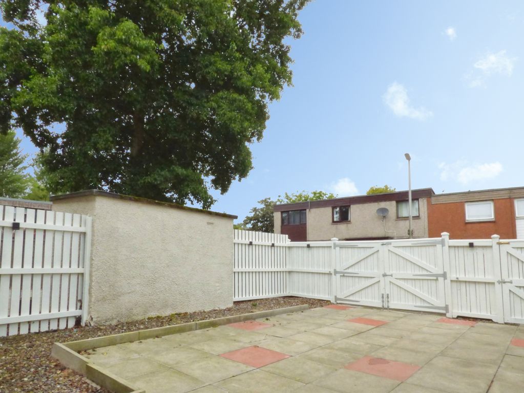 Property photo 2 of 27 Rear Garden