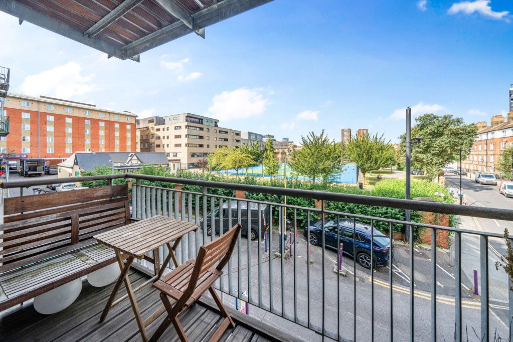 Property photo 1 of 19 Balcony
