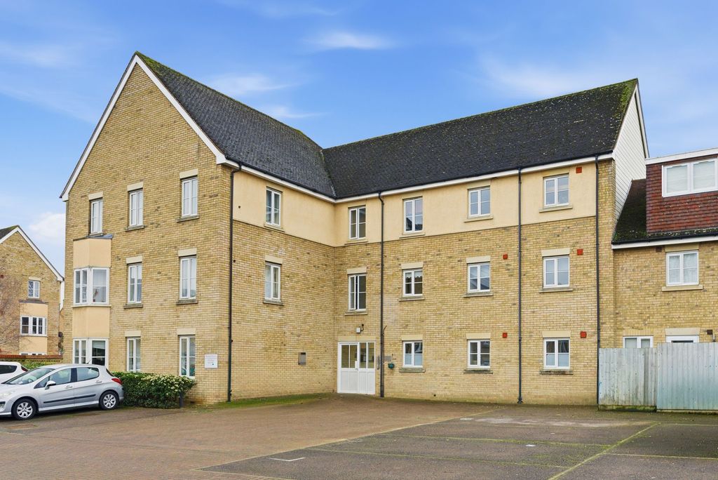 Property photo 2 of 19