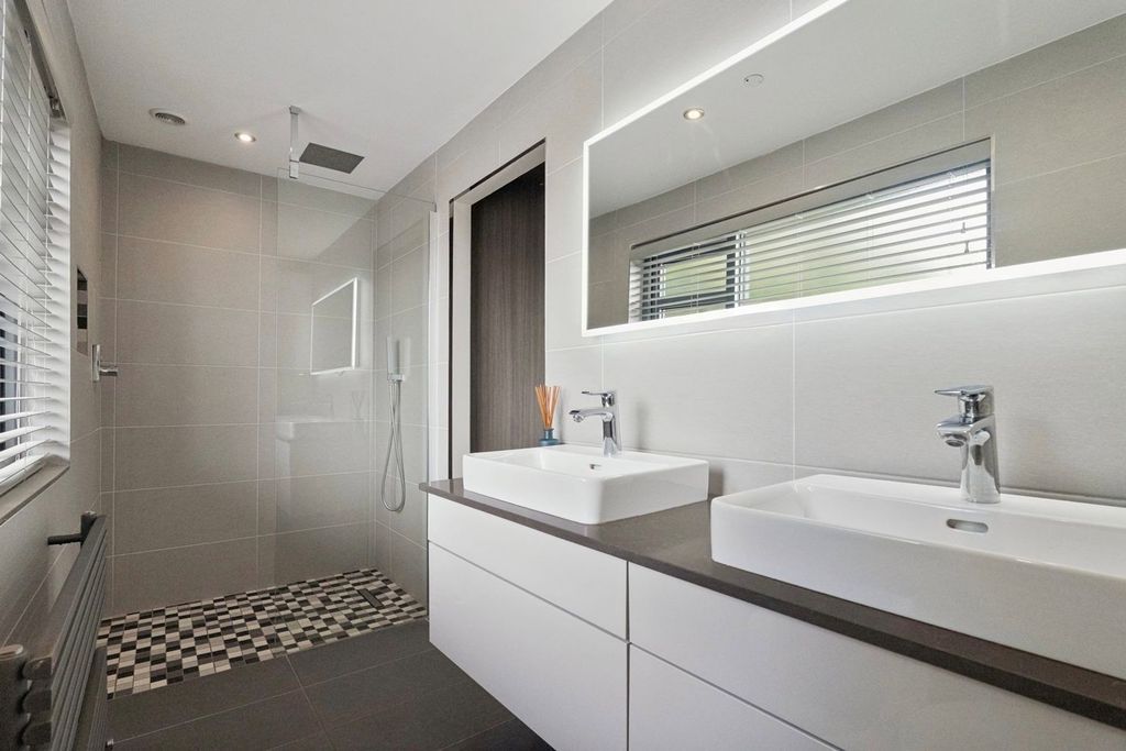 Additional image 24 of 4 bed property for saleMidton Road, Ayr KA7