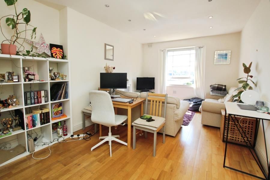 Property photo 3 of 8