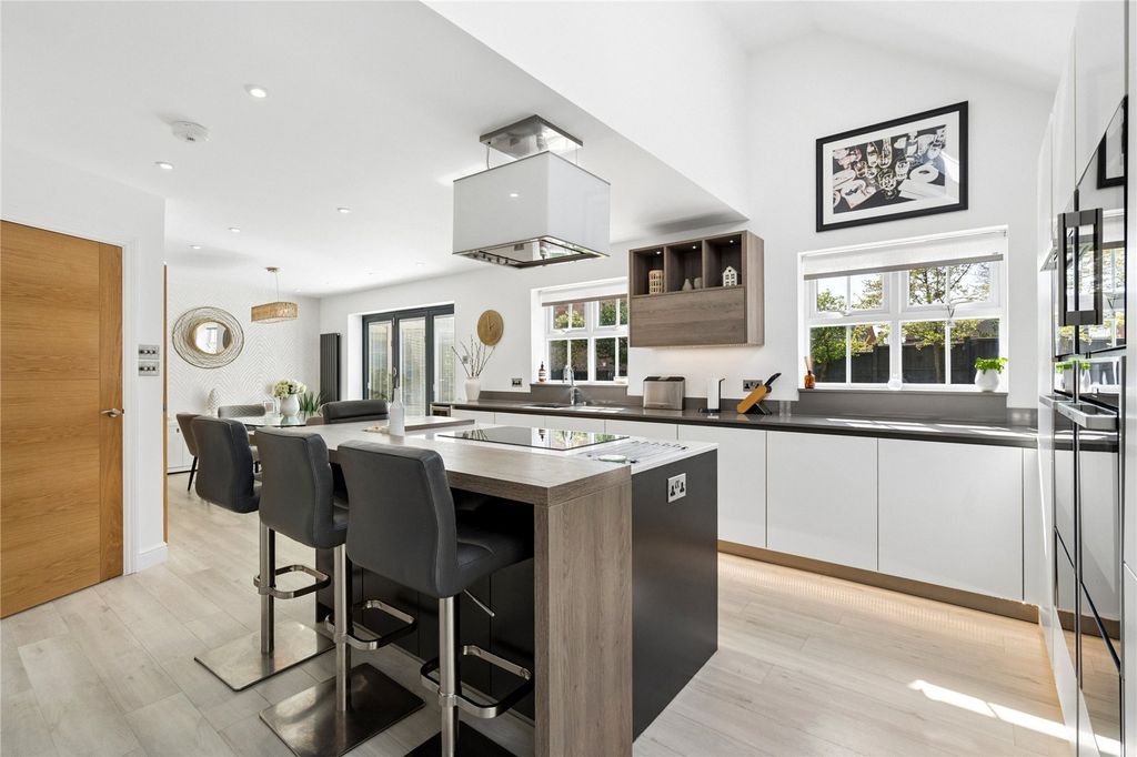 Property photo 2 of 35 Kitchen