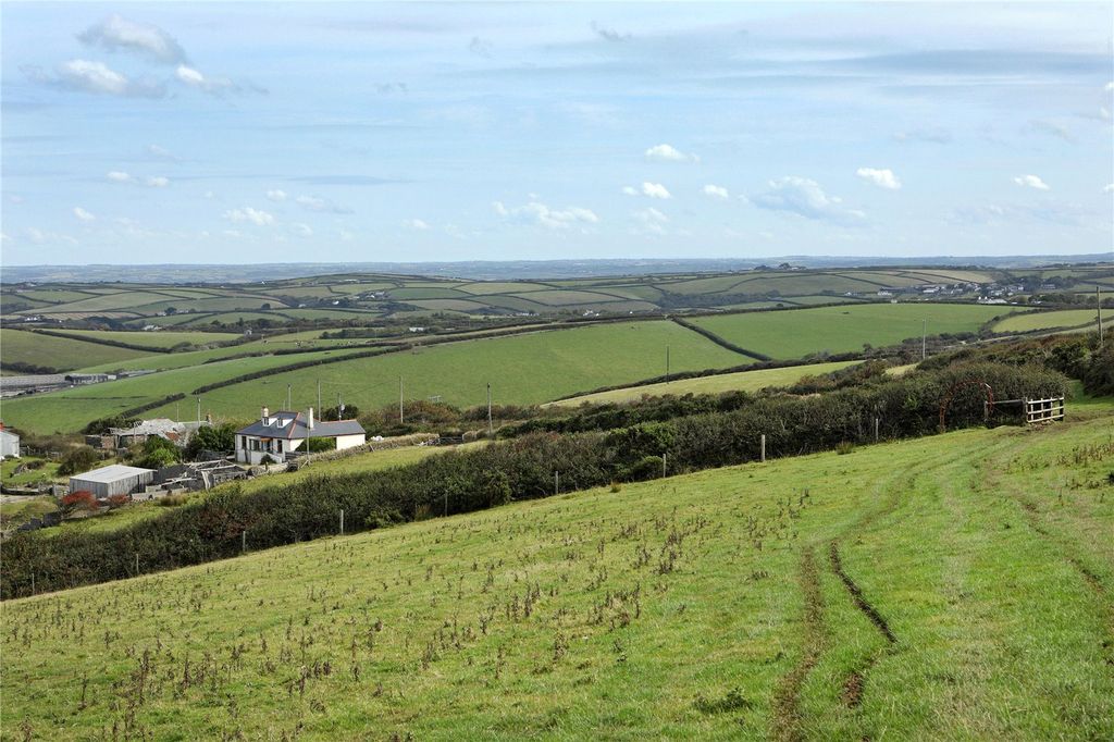 Property photo 1 of 18 Picture No. 05