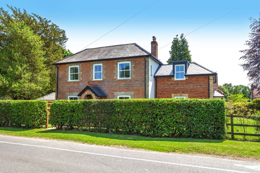 Property photo 1 of 34