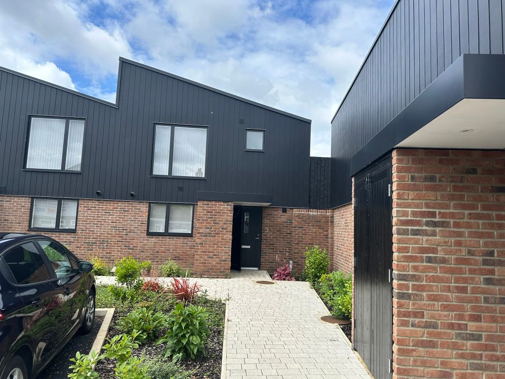 Property photo 1 of 12 Img_1072