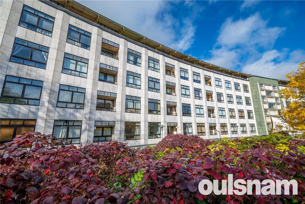 Property photo 1 of 17 Picture No. 18