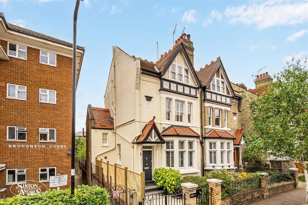 Property photo 1 of 18 13 Broughton Court Photo 1.Jpg